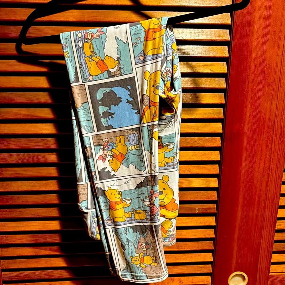 Lularoe Win or the Pooh Leggings